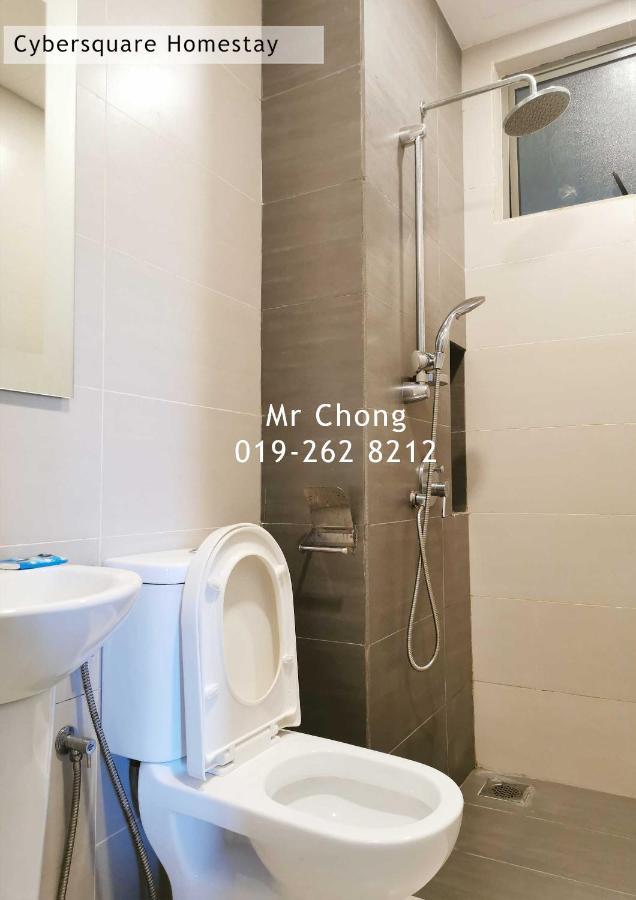Cybersqaure Studio Suites With Netfilx @10 Min Walking Distance To Mcd Кіберджая Екстер'єр фото