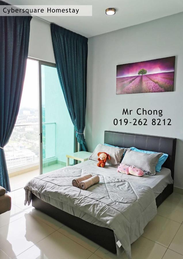 Cybersqaure Studio Suites With Netfilx @10 Min Walking Distance To Mcd Кіберджая Екстер'єр фото